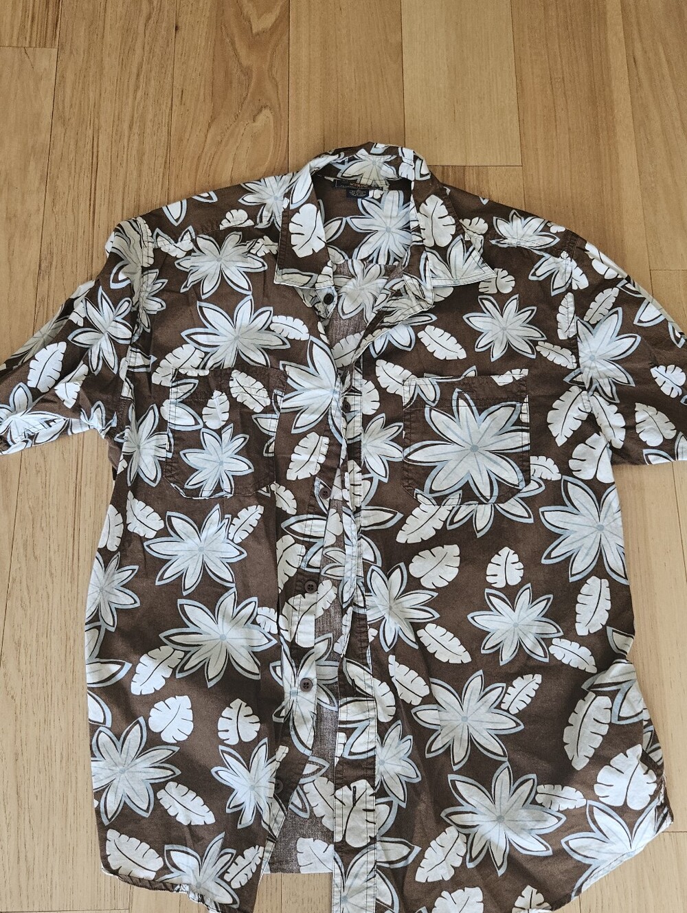 Y2K Men's Brown Floral Short-Sleeve Button-Up Shirt
